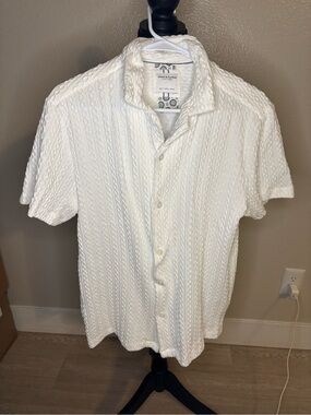 Denim & Flower White Textured Short-Sleeve Button-Down Shirt Size Medium